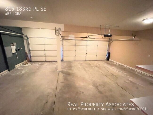 Building Photo - 815 183rd Pl SE