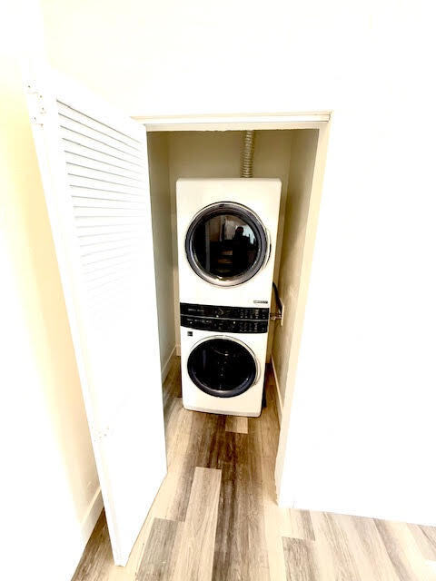 Building Photo - BRAND NEW TOWNHOME IN THE MIDDLE OF UPTOWN PHX WITH ALL THE BELLS AND WHISTLES!!!