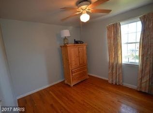 Building Photo - 4814 Ravensworth Rd