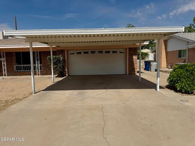 Building Photo - 3027 Dublin Rd