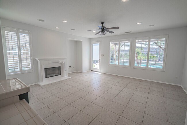 Building Photo - Spacious 4-Bedroom Pool Home in Saugus wit...