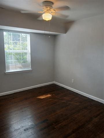 Building Photo - 12133 Hoblitzelle Dr