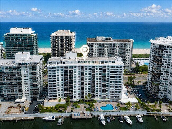 Building Photo - 5700 Collins Ave