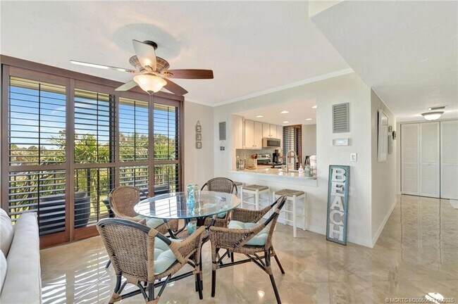 Building Photo - 10000 S Ocean Dr