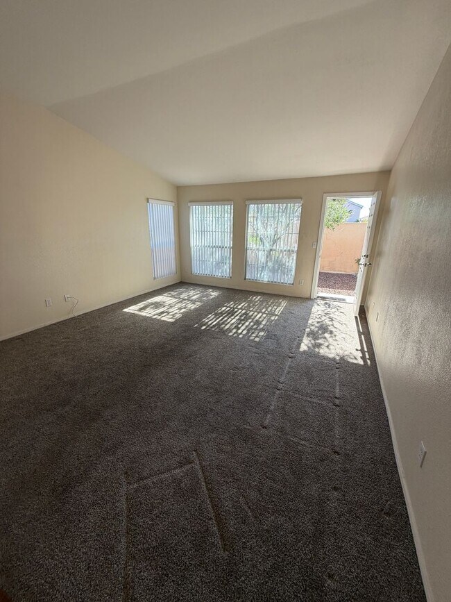 Building Photo - AMERICANA Property Mgmt - Charming 55+ Single-Story in Guard-Gated Los Prados!