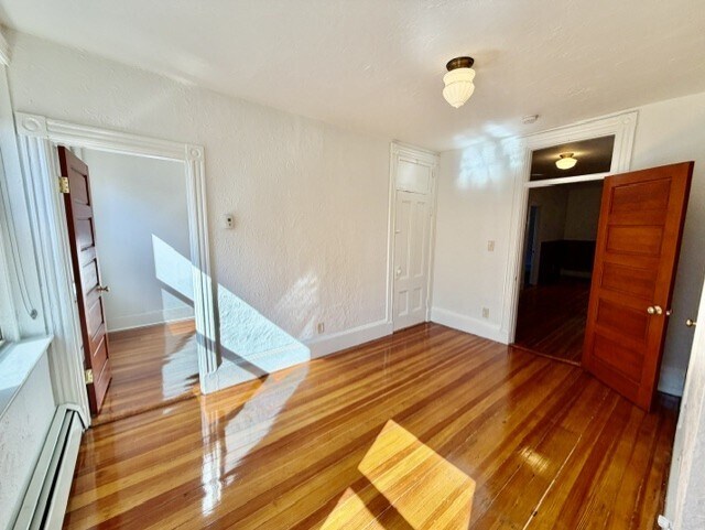 Building Photo - 9 Thacher Ct