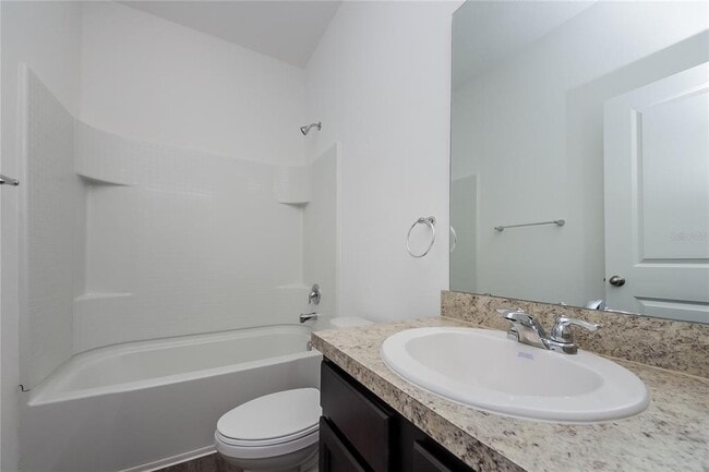 Building Photo - 163 Hidden Lk Lp