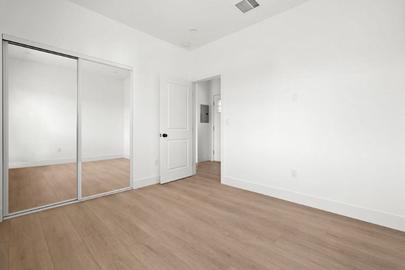 Building Photo - 14531 Dickens St