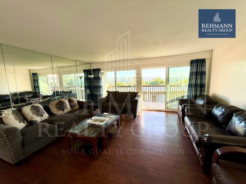 Building Photo - 6331 Caminito Andreta