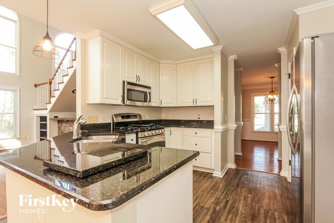 Building Photo - 1363 Mistletoe Ridge Pl NW