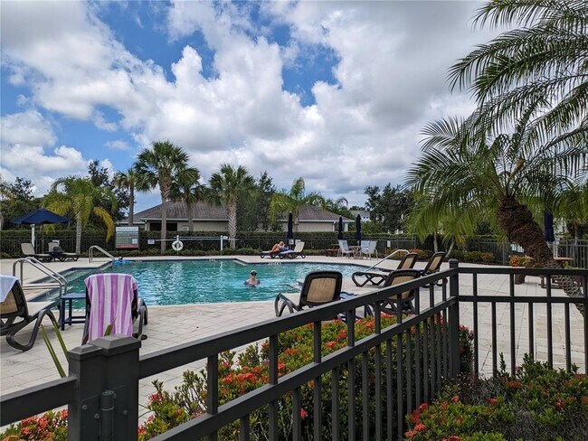 Building Photo - 4716 Silvermoss Dr