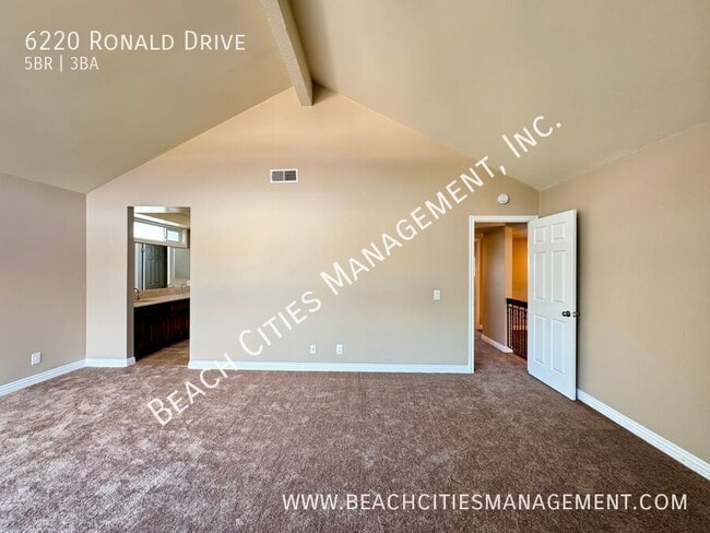 Building Photo - 6220 Ronald Dr