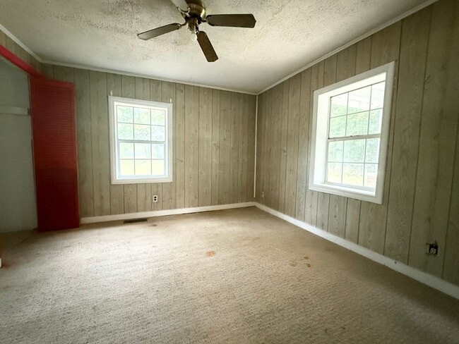 Building Photo - Two Bedroom Home for Rent