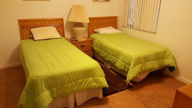 Building Photo - 5150 Willow Links