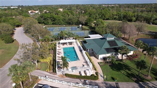 Building Photo - 6127 Aviary Ct