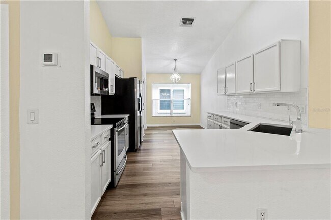 Building Photo - 10140 Somersby Dr