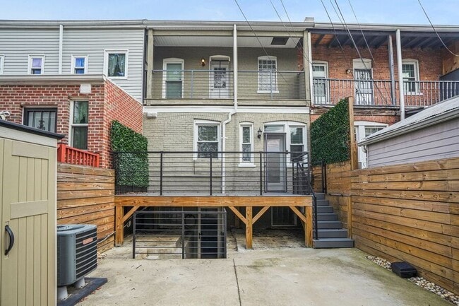 Building Photo - 1846 2nd St NW