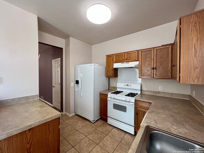 Building Photo - 301B Utterback-