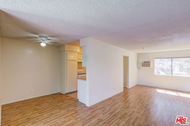 Building Photo - 6104 Cahuenga Blvd