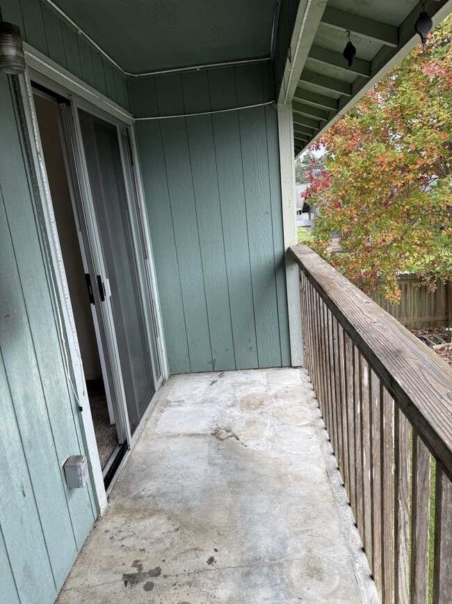 Building Photo - 1270 Haven Ln