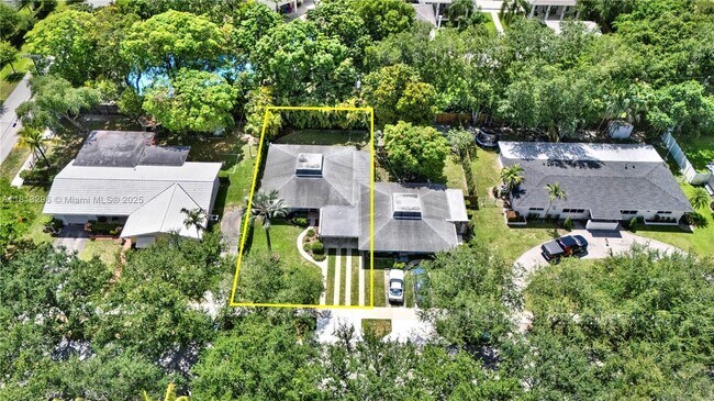 Building Photo - 11713 SW 81st Rd