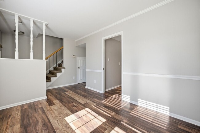 Building Photo - 2 Charles Parish Dr