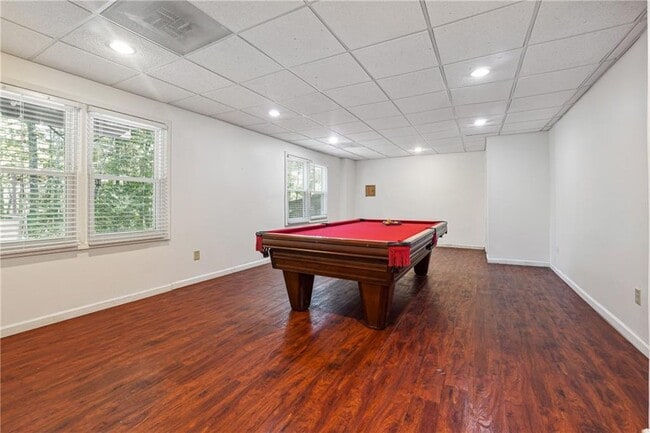 Building Photo - 2335 Corbett Ct