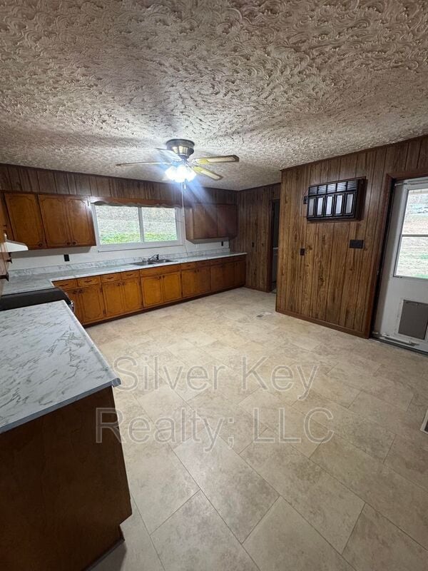 Building Photo - 397 Co Rd 189