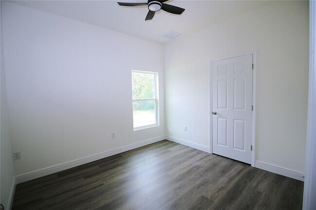 Building Photo - 8990 Glenarm Way