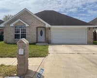 Building Photo - 18 Kumquat Ave