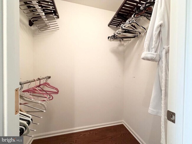 Building Photo - 308 Roarks Trail