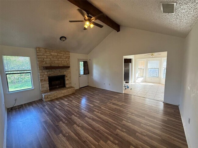 Building Photo - 16307 Framingham Cir