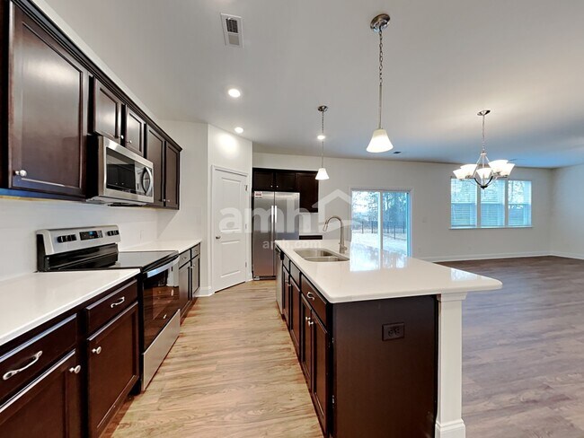 Building Photo - 133 Hazel Pk Dr