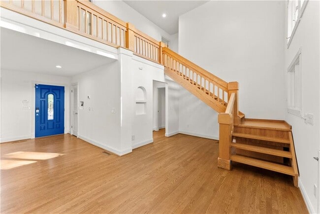 Building Photo - 1495 Spalding Dr