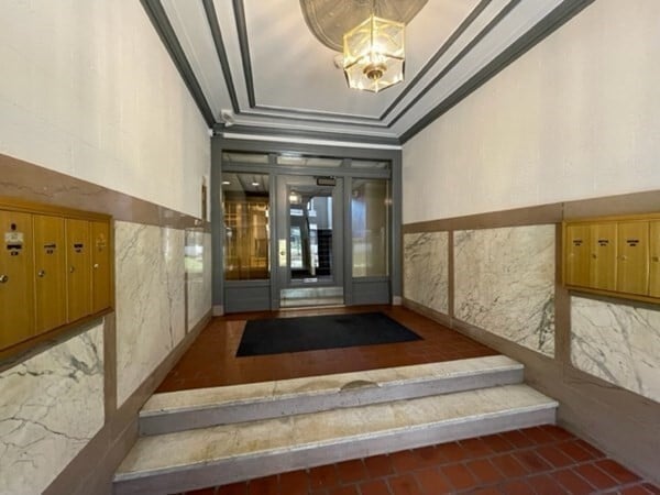 Building Photo - 145 Englewood Ave