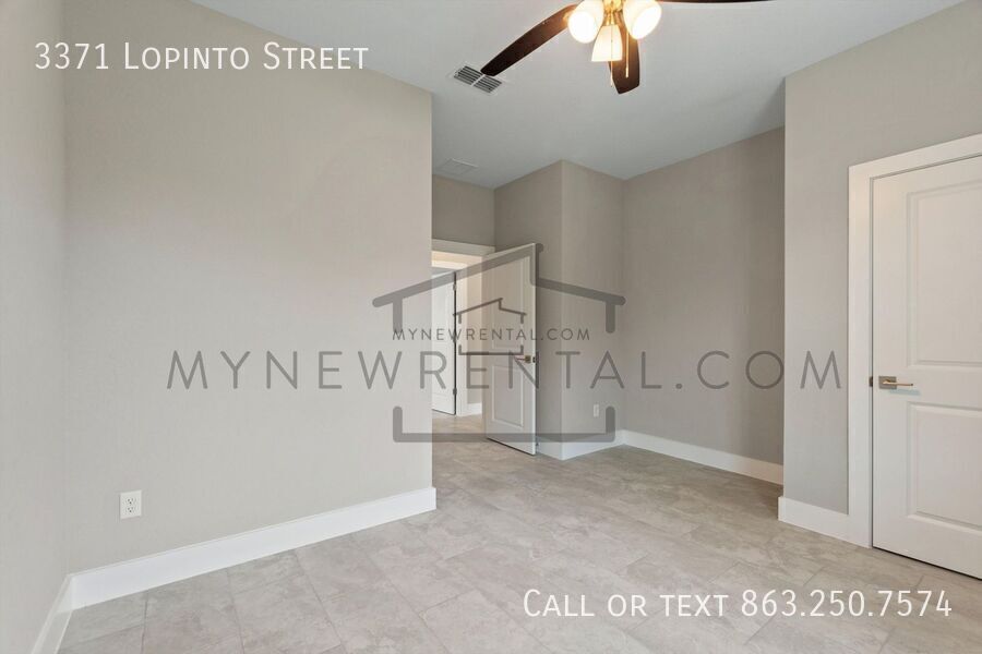 Building Photo - 3371 Lopinto St