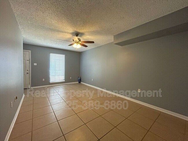 Building Photo - 1724 Brightside Dr