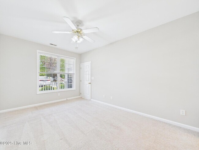 Building Photo - 2111 Kudrow Ln