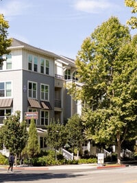 Building Photo - Madera