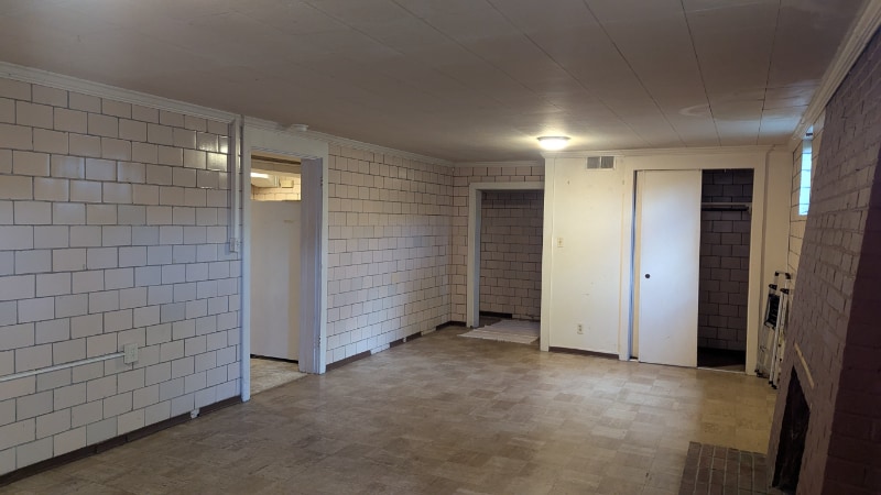 Building Photo - 3 Bolleana Pl