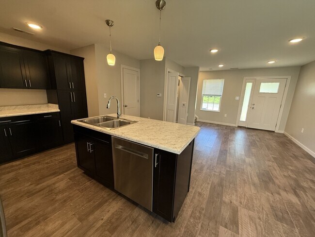 Building Photo - 209 Terrace Dr