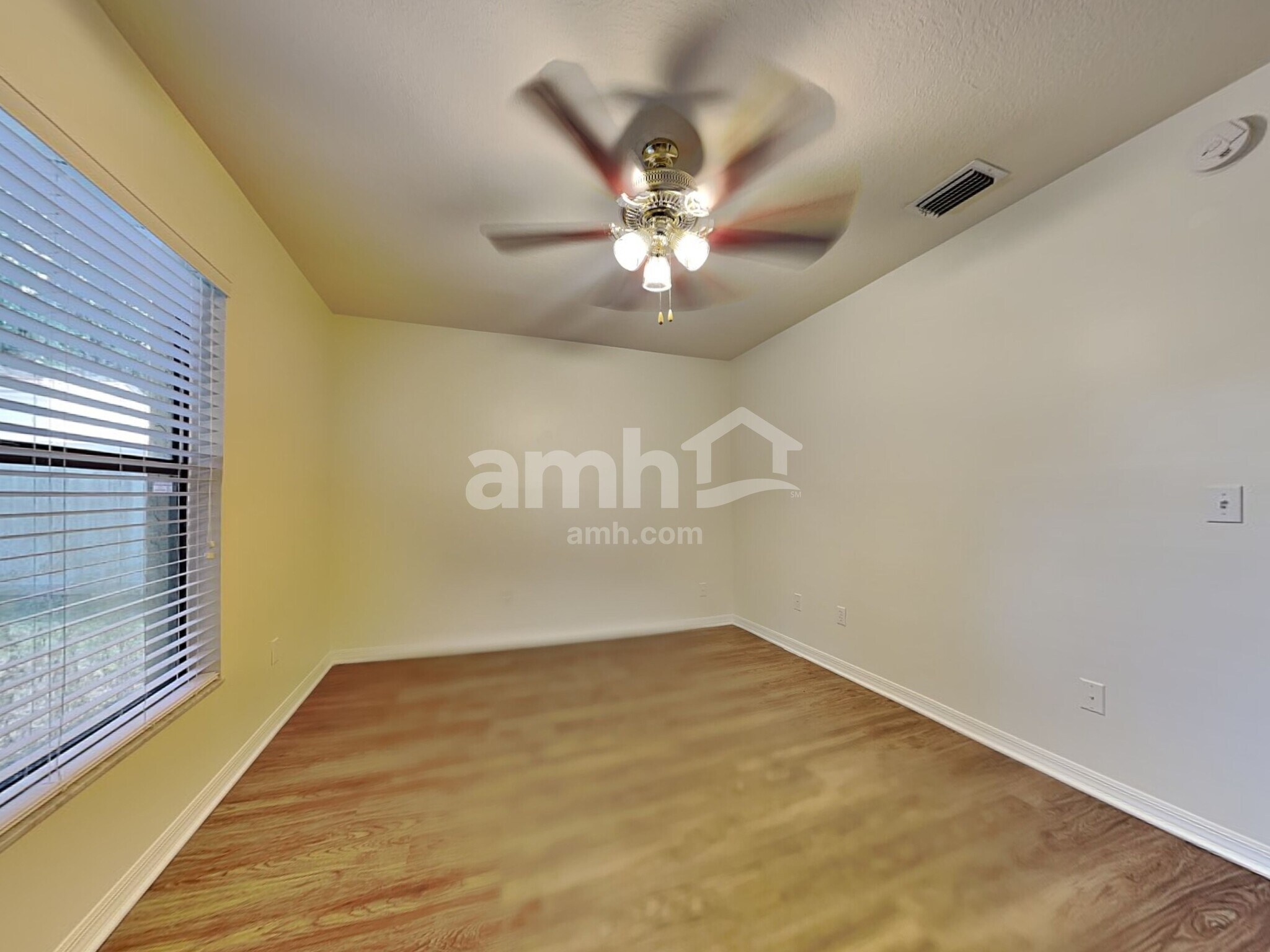 Building Photo - 234 Bryan Oak Ave