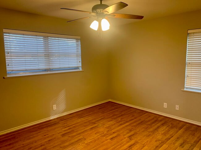 Building Photo - 2304 N Ricketts St