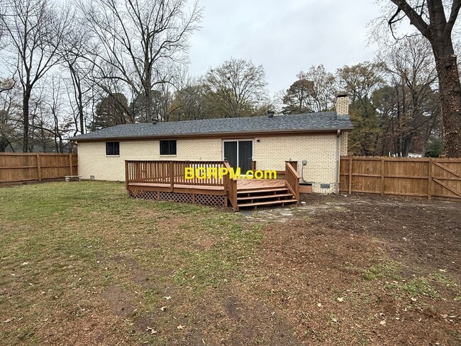 Building Photo - 3 BD 2 BA