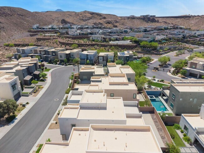 Building Photo - 813 Horizon Canyon Dr