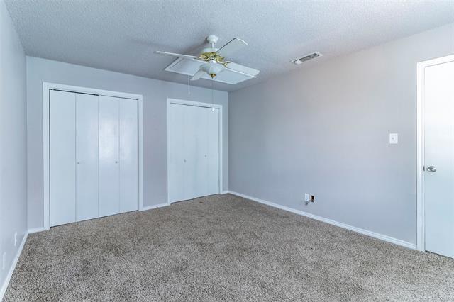 Building Photo - 201 S Las Vegas Trail