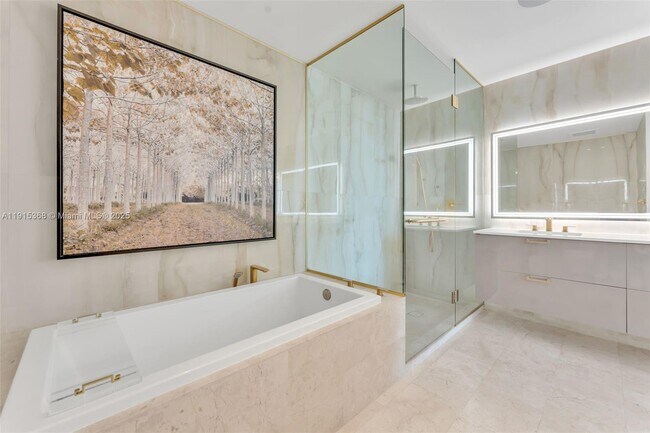 Building Photo - 88 SW 7th St