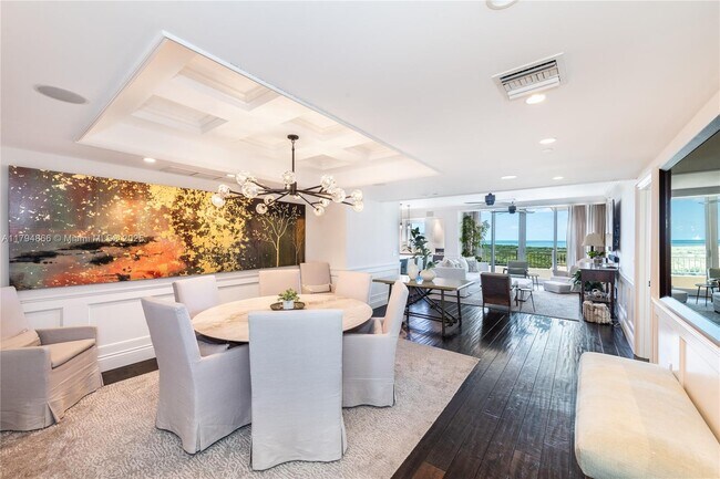 Building Photo - 799 Crandon Blvd