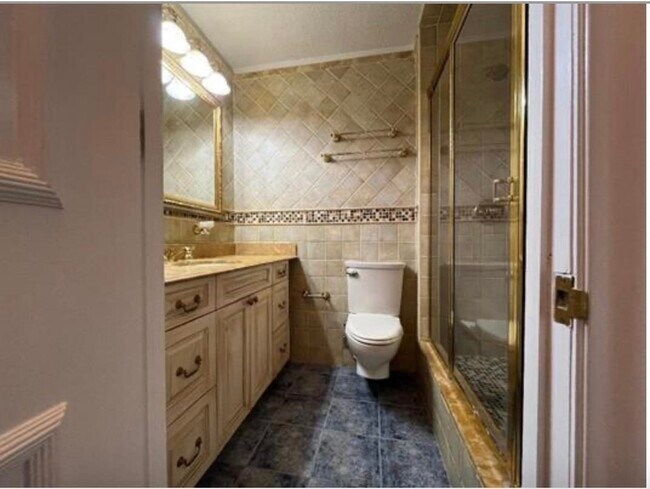 Building Photo - 7004 BLVD E