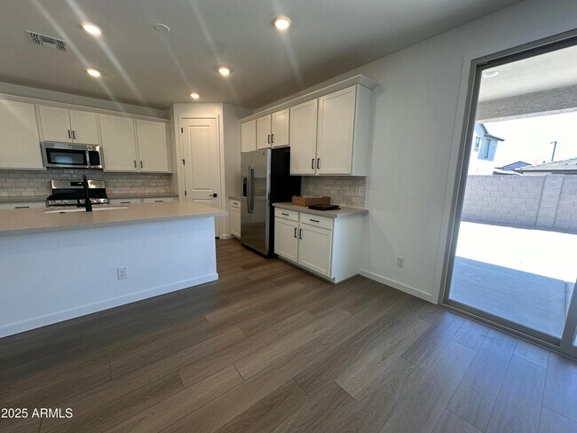 Building Photo - 20645 N 226th Ln